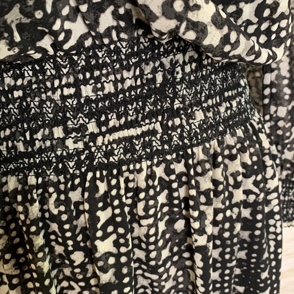 MICHAEL Michael Kors Off Shoulder Dress - Picture 4 of 8